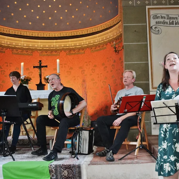 Lovely Madness Band - Sommerkonzert 2025 in der Dorfkirche Fresdorf